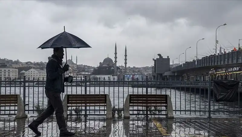 İstanbul'da Bahar Havası Sona Erdi, Kışa Dönüş Başladı!