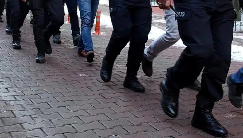 Antalya'da Silah Kaçakçılarına Yönelik Büyük Operasyon Gerçekleşti
