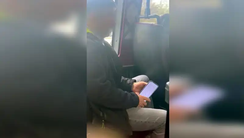 Minibüste Genç Kıza Taciz Eden Şüpheli Kıskıvrak Yakalandı!
