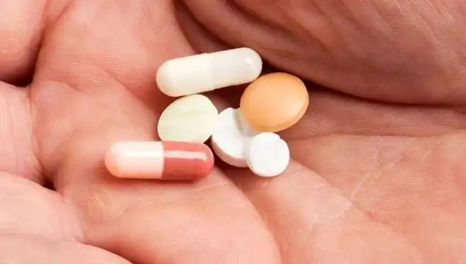 Reçetesiz İlaç Kullanımı Hakkında Bilinmeyen Tehlikeler