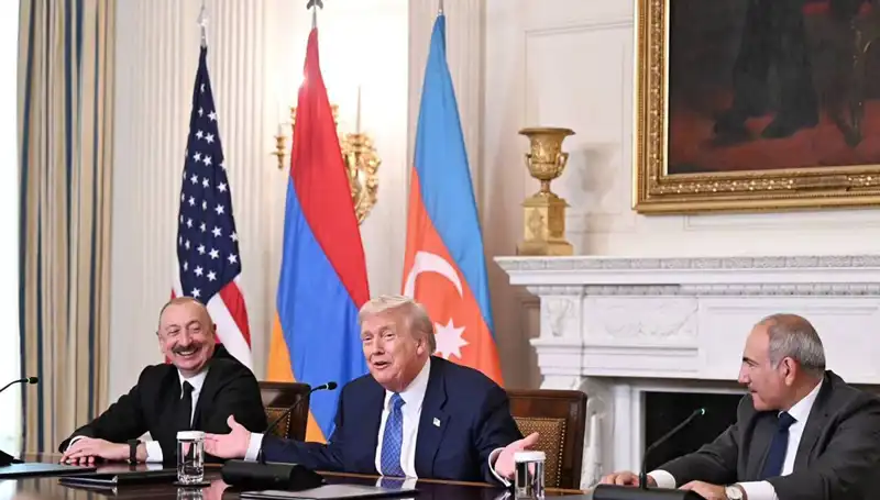 Aliyev'den Ermenistan'a Anayasa Çağrısı: Adımların Zamanı Geldi