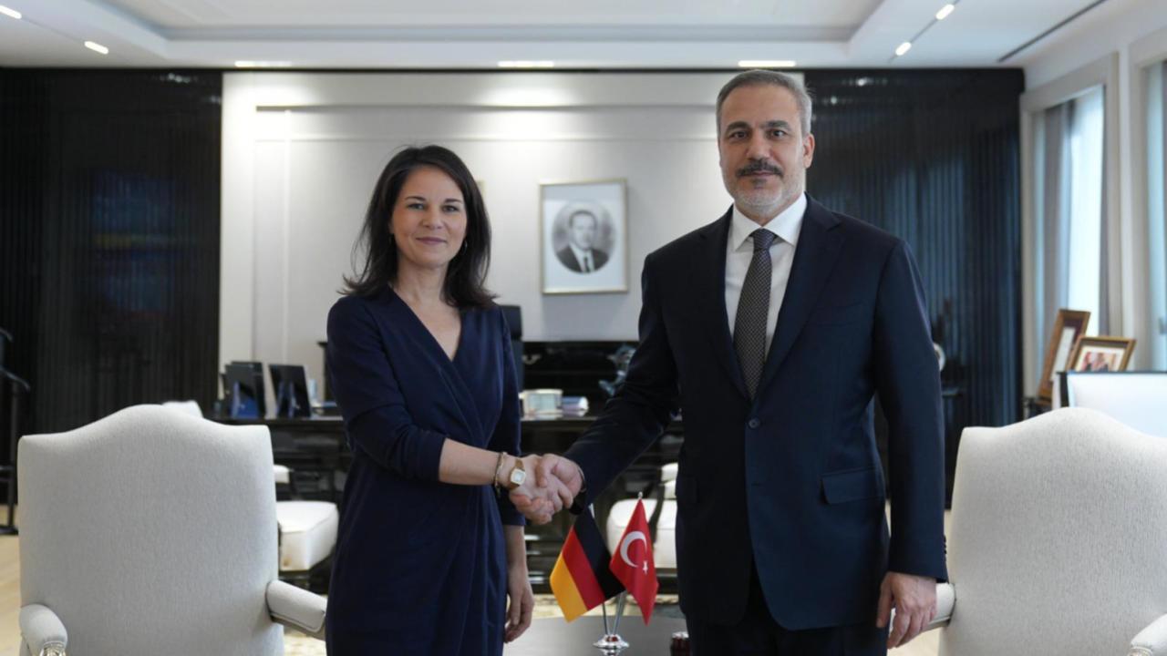 Bakan Fidan, Almanya Dışişleri Bakanı Baerbock ile bir araya geldi