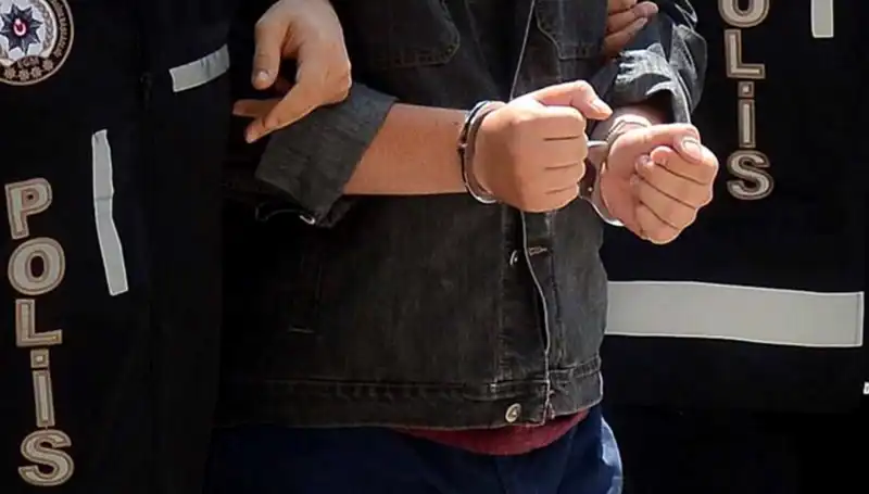 FETÖ’nün Emniyet Yapılanmasına Yönelik Geniş Operasyon: 16 Kişi Gözaltında