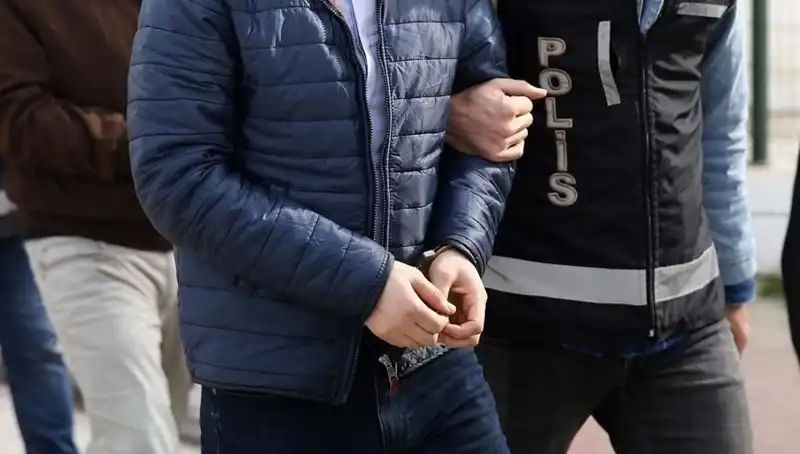 Hırsızlık Şebekesi Çökerken, 5 Şüpheli Suçüstü Yakalandı