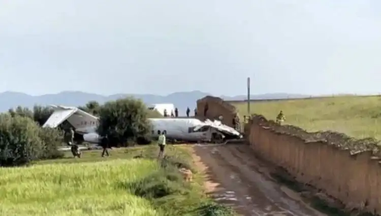 Pistten Çıkan Uçak Korkunç Bir Kazaya Neden Oldu!