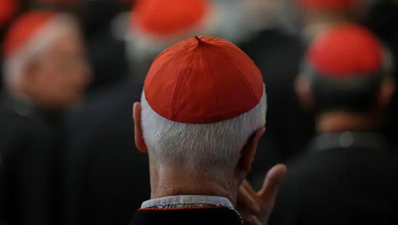 Yeni Papa Seçimi İçin Tarih Belirlendi: Konklav Süreci Başlıyor