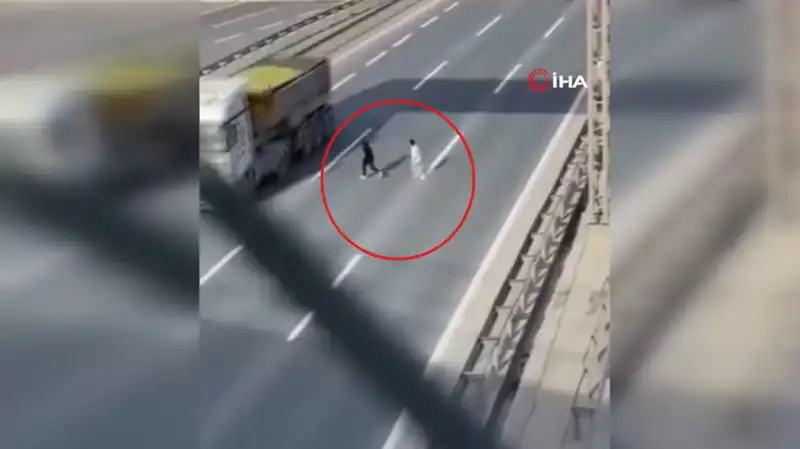 Tehlikeli Yolculuk Kameralara Yansıdı: Olumsuz Sonuçlar Bekleniyor