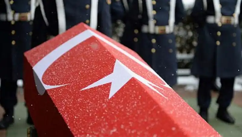 Pençe Kilit Operasyonu'nda Yaralanan Askerimiz Şehit Düştü: Milletimiz Yasta