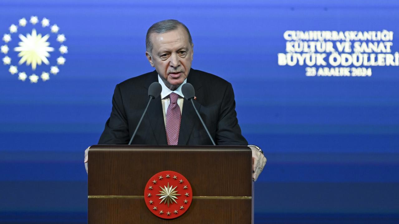 Cumhurbaşkanı Erdoğan, Kültür ve Sanat Alanındaki İnsanları Desteklemeye Devam Edeceğiz