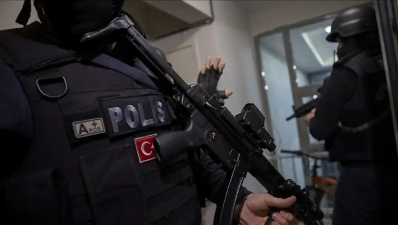 Türkiye Genelinde Dev Uyuşturucu Operasyonu: 516 Tutuklama Gerçekleşti