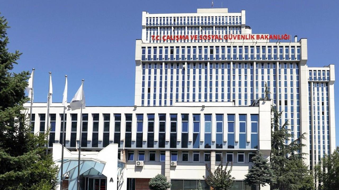 Bakanlık 5 Belediyeye Haciz Başlattı!
