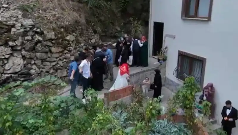 Kanlı Düğün: Cinayet Anı Kamerada! 10 Saniye İçinde Gerçekleşen Korkunç Olay