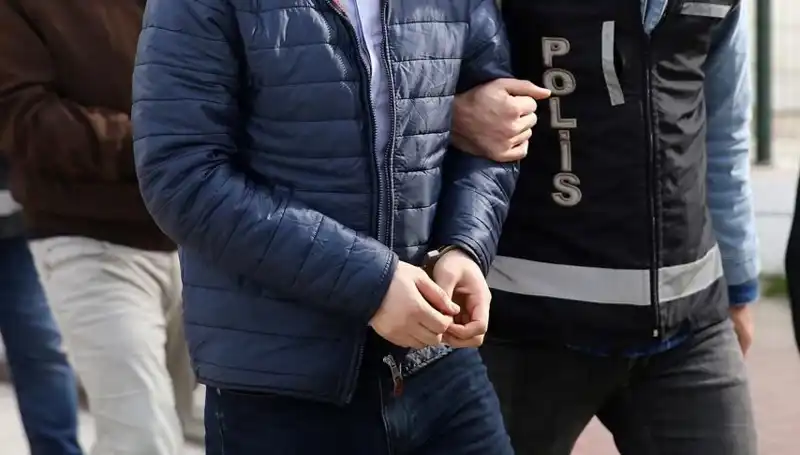 İstanbul ve Ankara'daki Sahte İçki Soruşturmasında 52 Kişi Tutuklandı