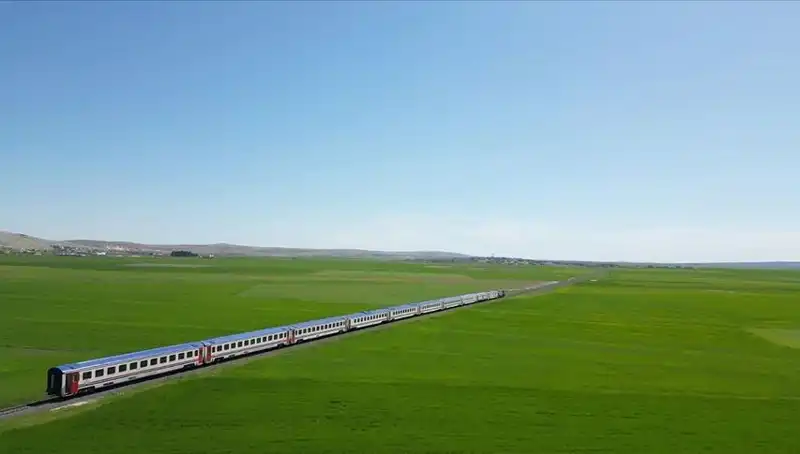 Diyarbakır Ekspresi: İlk Durak Malatya'da Yeni Bir Başlangıç