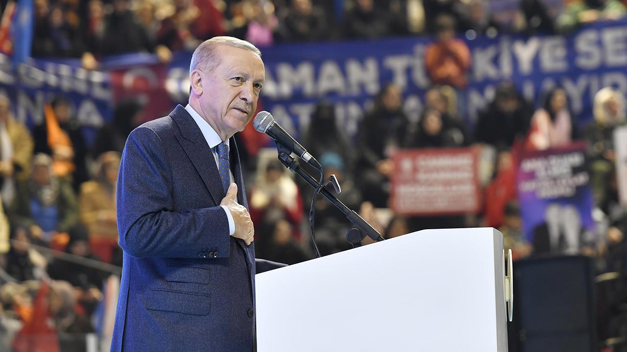 Cumhurbaşkanı Erdoğan Erzurum'a modern bir stat müjdesi verdi