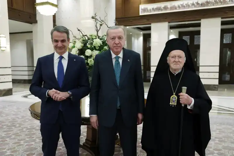 Miçotakis'in Ankara Ziyareti: "Tesbih" Diplomasisi Ne Anlama Geliyor?