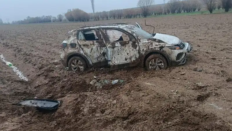 Şarampole Devrilen Otomobilde İki Kişi Yaralandı: Olayın Ayrıntıları
