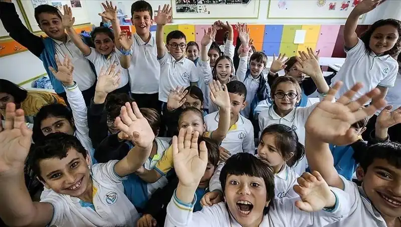 9 Günlük Tatilin Ardından Okul Zilinin Çaldığı Gün Geldi