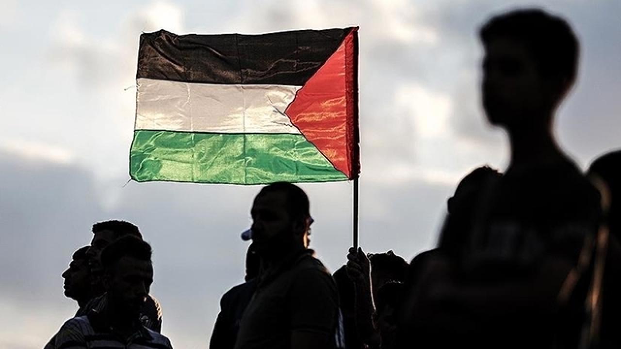 Hamas, İsrail'in Ara Yolları Açtı