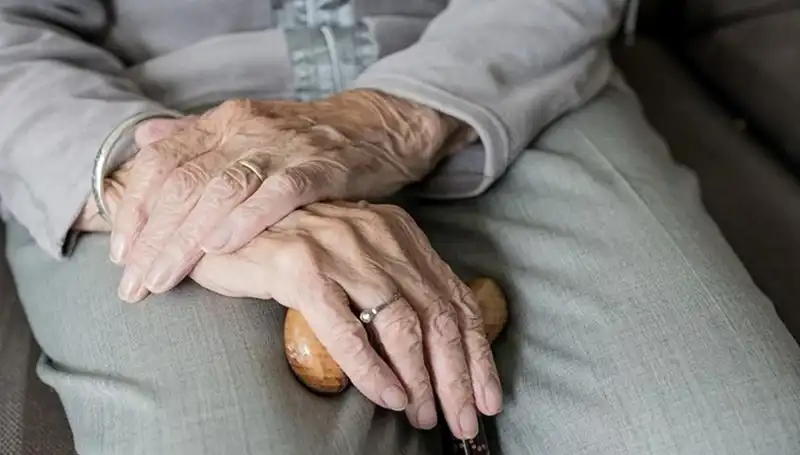 Türkiye'de Nüfus Yapısı Değişiyor: Yaşlanan Topluma Hazır mıyız?