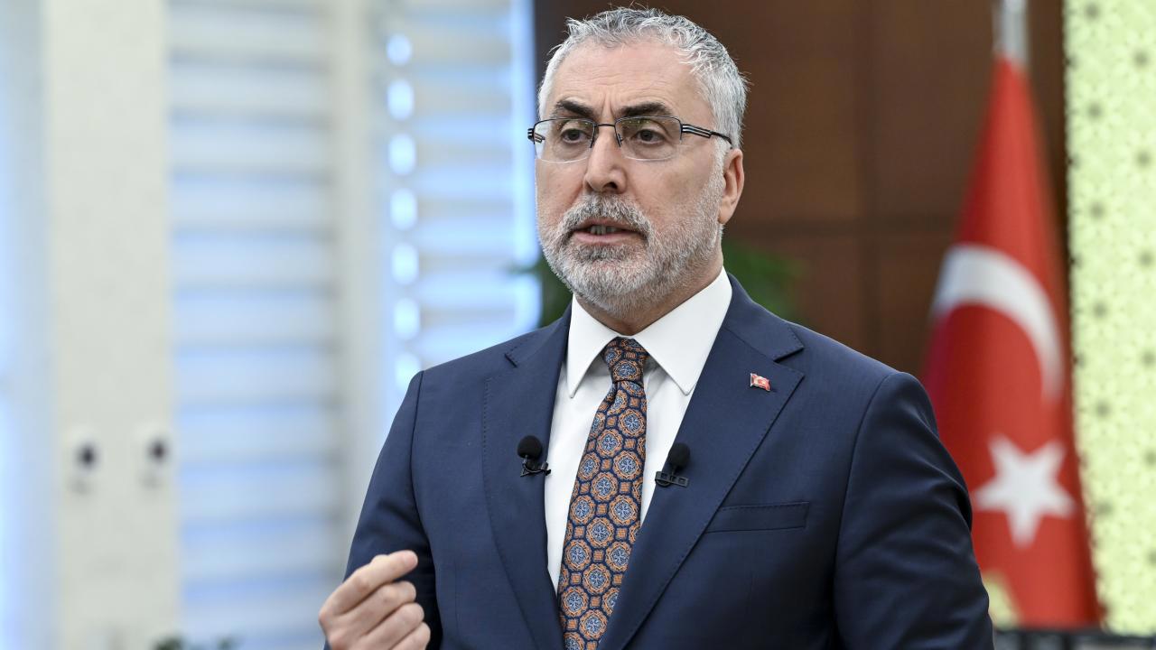Bakan Işıkhan: Asgari Ücrette İyileştirme Yapılabilir