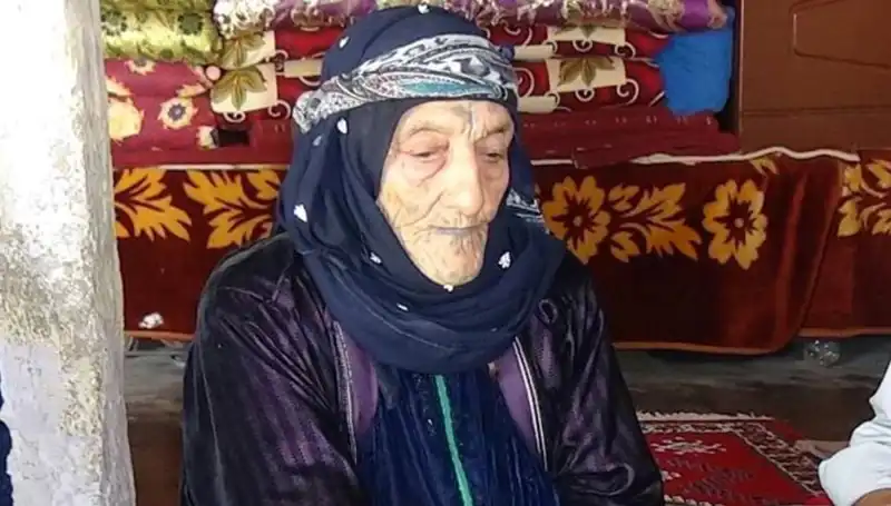 Türkiye'nin en yaşlı kadını 131 yaşında hayatını kaybetti: Yaşam hikayesi şaşırttı