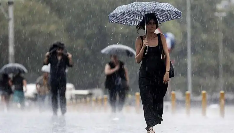 İstanbul ve Ankara'yı Sarsacak Sağanak Yağış Uyarısı Geldi!