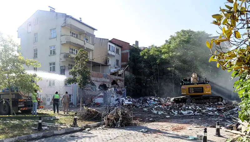 Sındırgı'da Deprem Artçıları Sona Eriyor Mu? Son Durum Nedir?