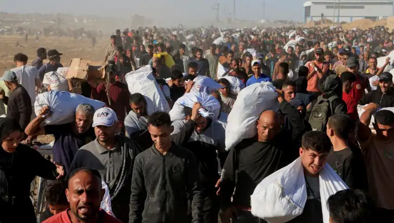 İsrail Ordusu, Han Yunus'ta 15 Kilometrelik Kuşatma Koridoru Oluşturdu