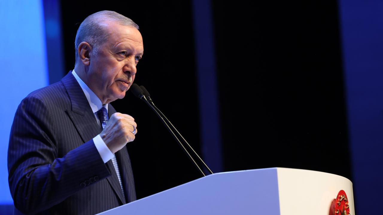 Cumhurbaşkanı Erdoğan, Necip Fazıl'ın Ayasofya öngörüsünü gerçekleştirdi!