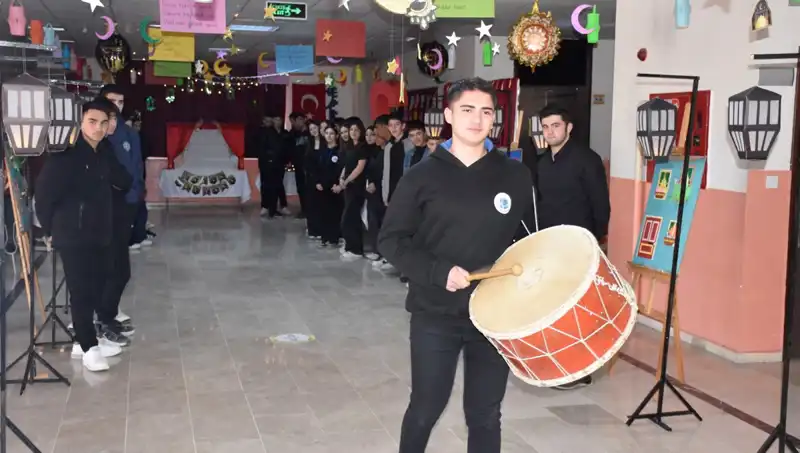 Ramazan Sokağı Açıldı: Öğrenciler Maneviyatı Okulda Yaşatıyor