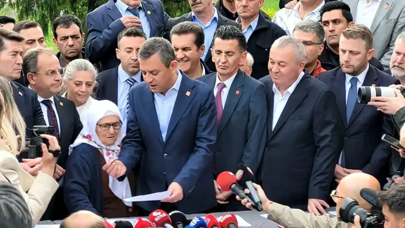 CHP, Ekrem İmamoğlu İçin Destek İmza Kampanyasına Start Verdi!