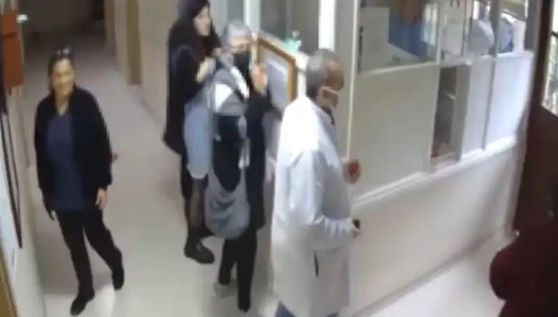 Üsküdar'da Doktora Cumhurbaşkanına Hakaretten Hapis İstendi