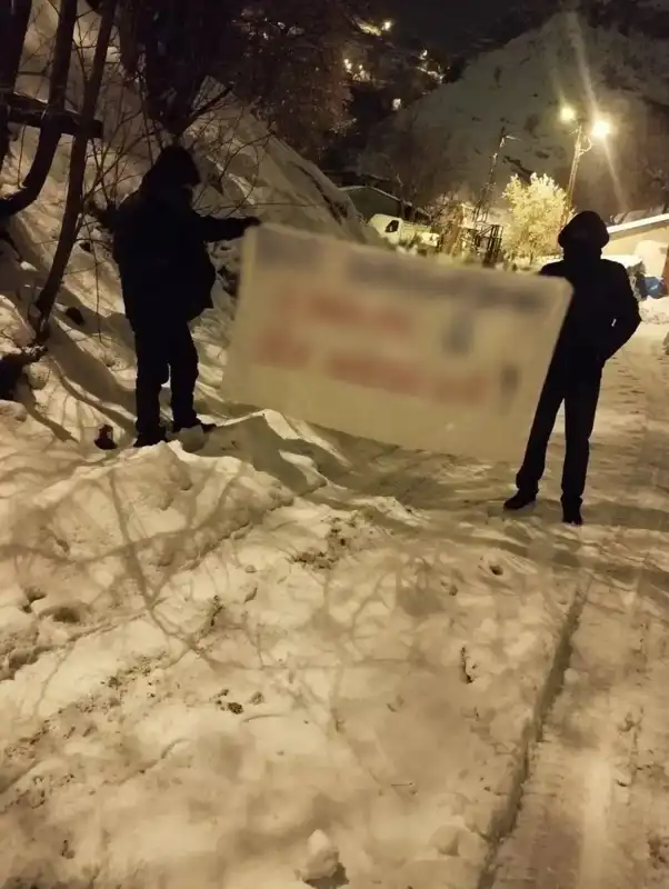 Tunceli'de Terör Örgütü Propagandası Yapan 3 Şüpheli Tutuklandı: Gözaltı Süreci ve Detaylar