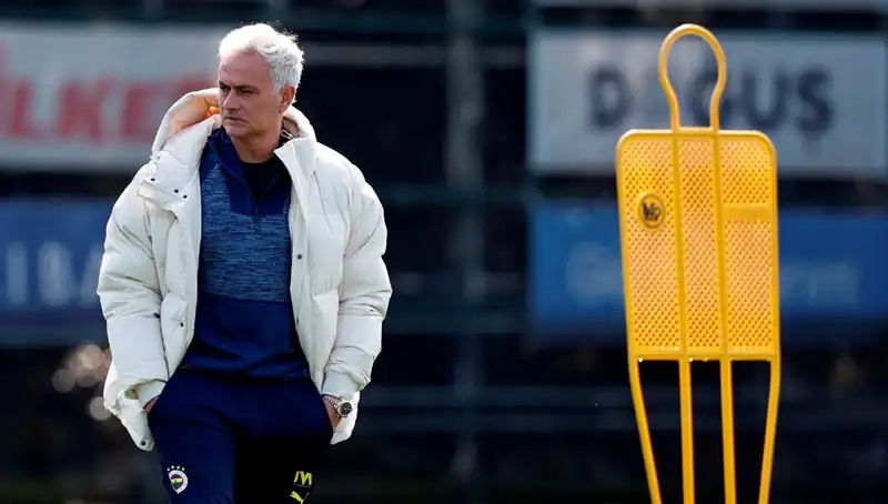 Mourinho'nun Gizli Stratejisi: Bir Numara ile Futbolda Devrim Yarattı