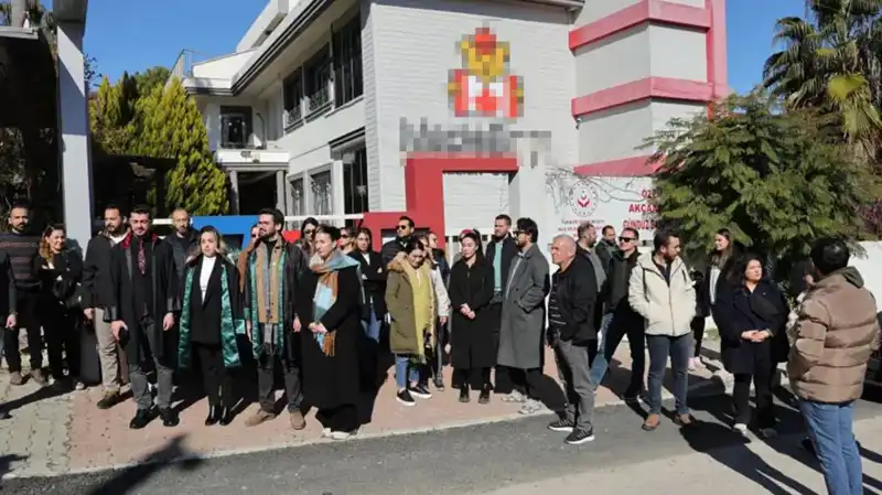 Karne Günü Velilere Kötü Sürpriz: Öğrencilerin Gözyaşları Döküldü