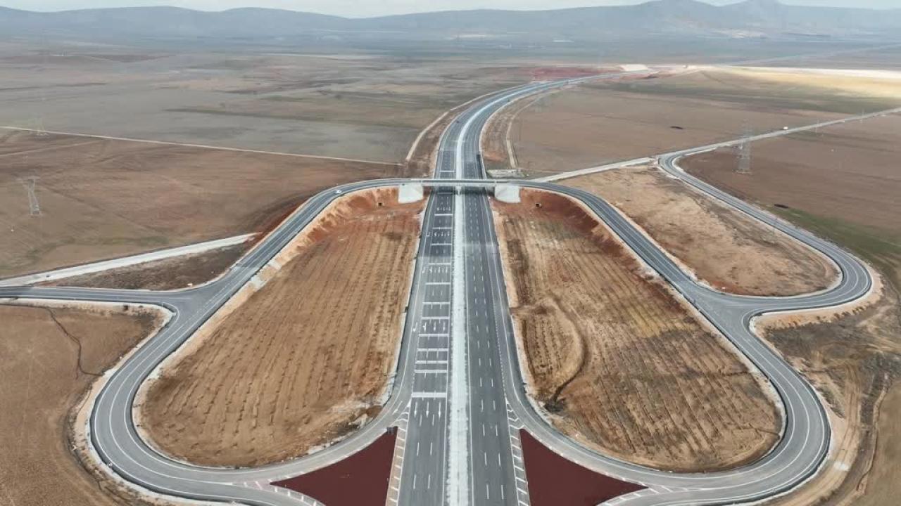 Konya'da Çevre Yolu'nun İkinci Kesimi Trafiğe Açıldı