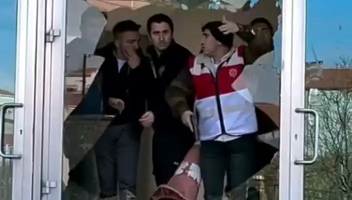 Maçta Gergin Anlar: Taraftarlar Arasında Korkutan Kavga Çıktı